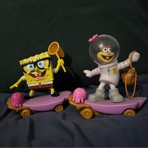 SpongeBob and Sandy Skateboard Figures